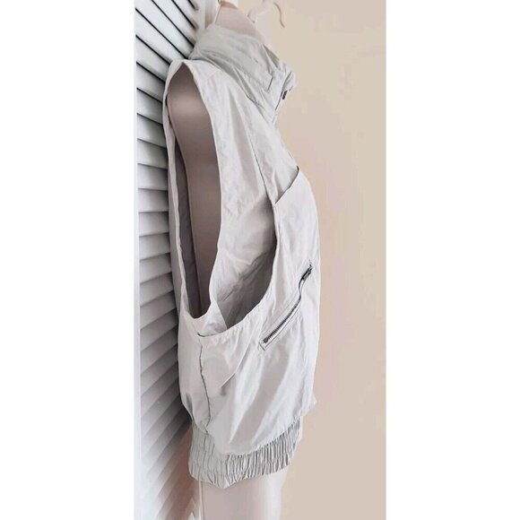 NEW FREE PEOPLE MOVEMENT OFF THE GRID BEIGE VEST SZ SMALL - Picture 7 of 12